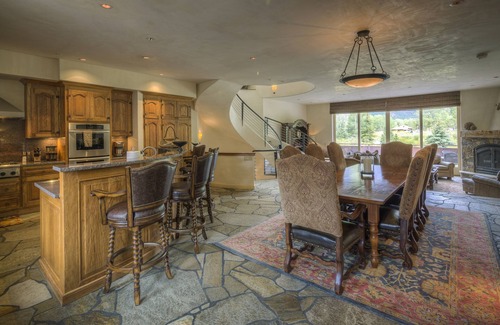 Telluride House | Rivercrown 2: Luxury Townhome With The Best Views In Telluride 4 Br/3.5 Ba