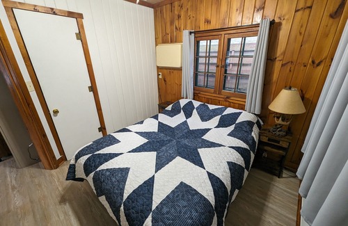 Park Rapids Apartment | Riverfront 1 bedroom Cabin 4. Dine, Swim, Adventure!!!