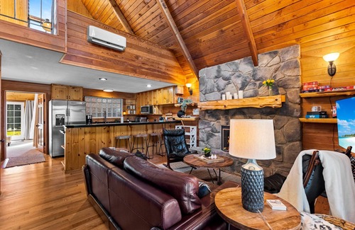 Gold Bar Cabin | Riverfront A-Frame Cabin/Chalet on 1 acre sleeps 10 - paradise.