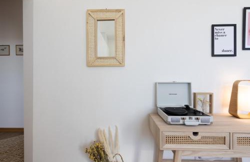 Viana do Castelo Apartment | Riverfront Avenida 13 - Your Boho Flat - uChill