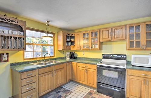 Alger Cabin | Riverfront Cabin in Alger w/Patio & WiFi!