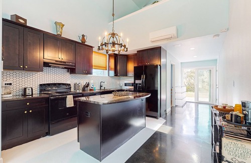 Highland House | Riverfront home with internet, washer and dryer, and perfect for kayaking