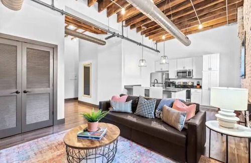 Downtown St. Louis Apartment | Riverfront Loft/Arch/Convention Center/Casino