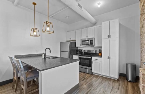 Downtown St. Louis Apartment | Riverfront Loft - Walk to Arch, Casino, Convention Center & Stadiums