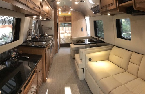 Three Rivers Cabin | RIVERFRONT Lush&Lux AIRSTREAM Cabin Stunning Views