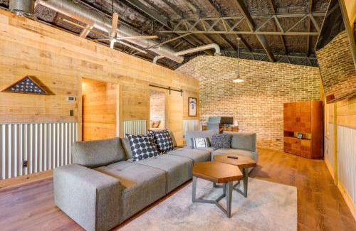 Foley House | Riverfront Magnolia Springs Cabin Rental with Grill