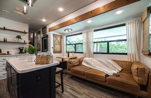 Tropic House | Riverfront Modern RV Stylish Coastal Getaway