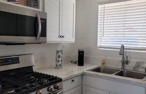 Laughlin House | Riverfront Oasis! Sleeps 9