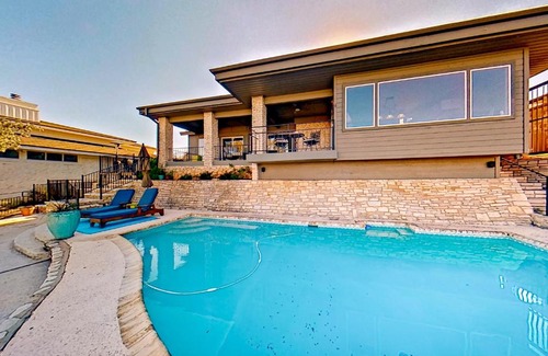 Spicewood House | Riverfront R & R