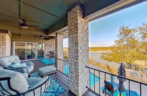 Spicewood House | Riverfront R & R