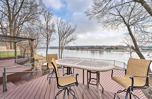 Rockford House | Riverfront Rockford Home with Fire Pit and Deck!