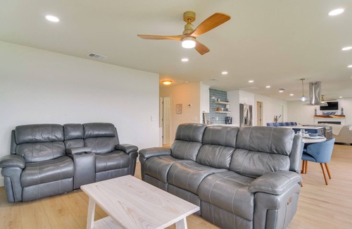 Ruskin House | Riverfront Ruskin Home w/Boat Dock, 1 Mi to Beach