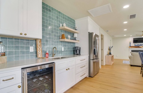 Ruskin House | Riverfront Ruskin Home w/Boat Dock, 1 Mi to Beach