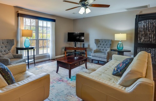 Bartlett House | Riverfront Stockport Home w/ Deck & Gas Grill!