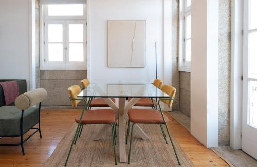 Viana do Castelo Apartment | Riverfront Stylish Apartment - waterfront 2BR