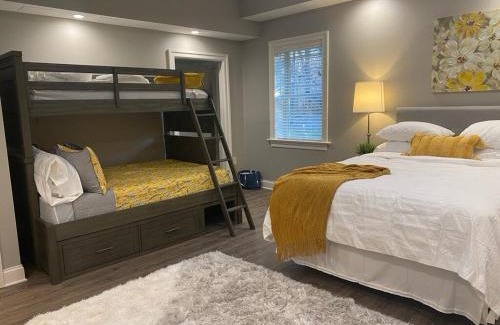 Bausman House | RiverFront Villa- Sleeps 11