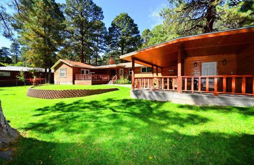 Ruidoso House | Rivers Edge Cabin