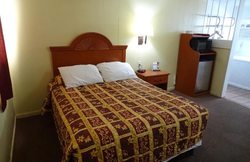 Fort Madison Hotel | Rivers Inn