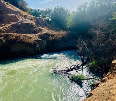 Shoul Villa | Riverside 3BR Farm - Pool & Stunning Views