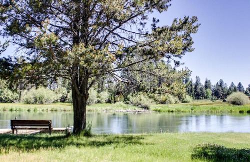 Three Rivers House | Riverside Breeze