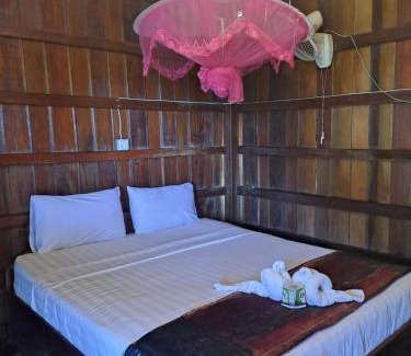 Don Det House | Riverside Bungalow Don Det