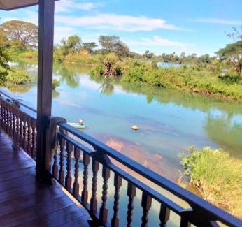 Don Det House | Riverside Bungalow Don Det