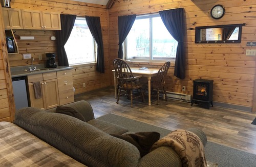 Talkeetna Cabin | Riverside Cabin at Susitna River Lodging