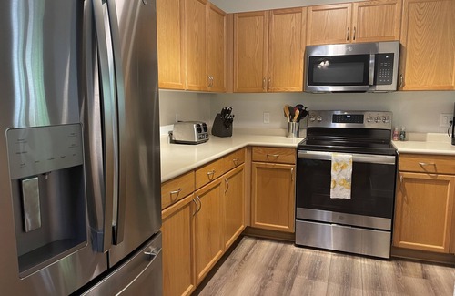Edwards Condo | Riverside condo, new modern rustic decor, 10 minutes to Beaver Creek