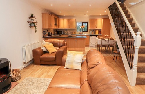 Cleator Moor House | RIVERSIDE COTTAGE in Whitehaven