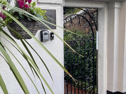 Canterbury Apartment | Riverside Cottage