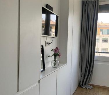 Old Town Apartment | Riverside duplex penthouse