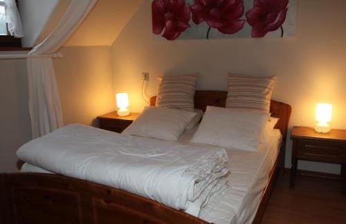 Gembes House | Riverside Escape in Bouillon