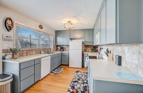 Pedernales Bend House | Riverside escape with a scenic deck, grill, firepit & central AC - dog-friendly