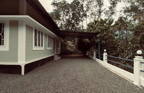Devikolam House | Riverside Homestay by nature