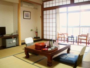 Ryuga Onsen Hotel | Riverside Hotel Shoei