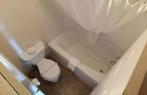 Glendive Hotel | Riverside Inn