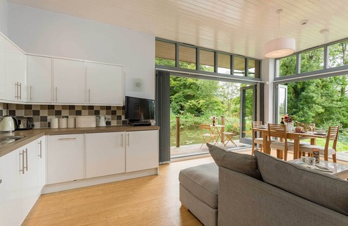 New Forest District Ski Chalet | Riverside Lodge and Camping Pod in the New Forest