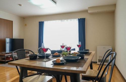 Shinhidaka Apartment | Riverside mansion - Vacation STAY 15861