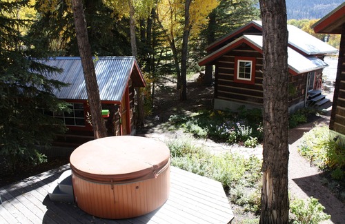 South Fork Cabin | Riverside Meadows Master Cabin on the Rio Grande