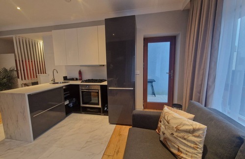 Chapelizod Apartment | Riverside modern gem in Dublin