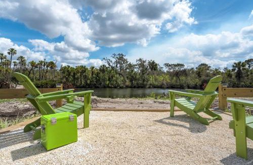 Braden River House | Riverside Oasis Home w Tiki Hut & Firepit