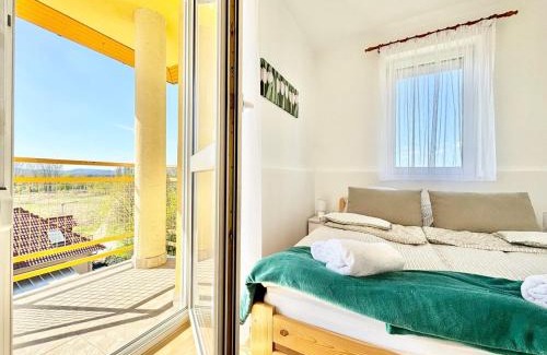 Dunakeszi Apartment | Riverside Residence Free Parking