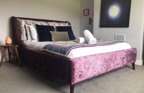 Sutton-in-Craven House | Riverside Retreat Sleeps 7