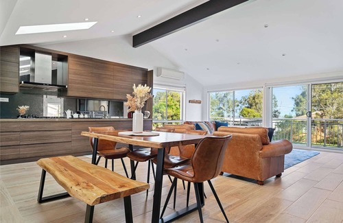 Chittaway Bay House | Riverside Splendour S