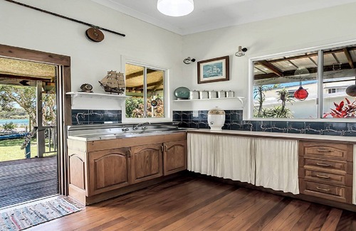 Wooli House | Riverside, TOP NOTCH