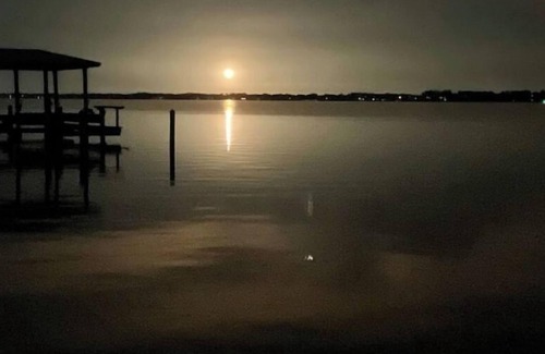 Rockledge House | Riverview 2/1 w/dock & fenced yard-pets stay free