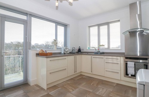 Cemaes Bay Cottage | RIVERVIEW APARTMENT, family friendly in Cemaes Bay