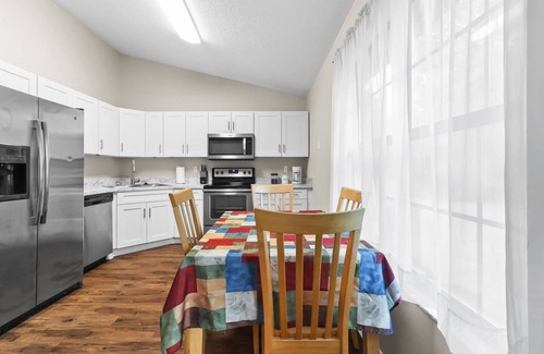 Riverview House | Riverview beatiful acre home Pet/RV/boat Friendly