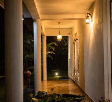 Aturuwella Villa | Riverview Bentota