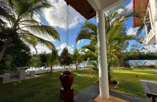 Aturuwella Villa | Riverview Bentota